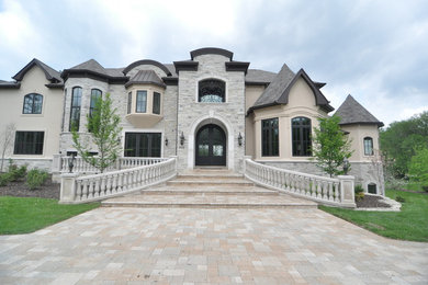 Inspiration for a contemporary exterior home remodel in St Louis