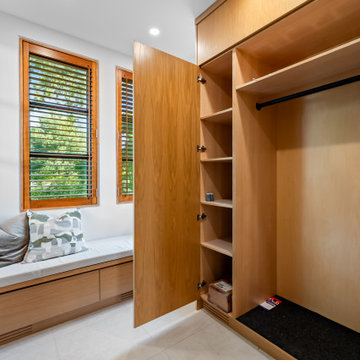 Etobicoke Kitchen Renovation: A Timeless Design for a Busy Family