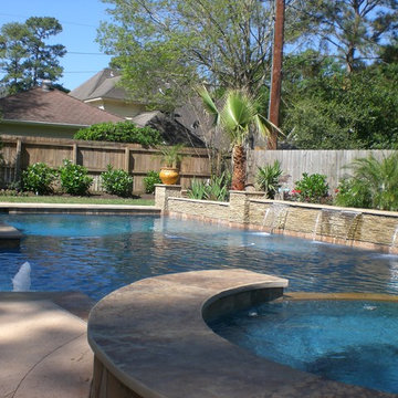 Geometric pool with spa