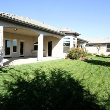 "Avila" Model Home in "Dry Creek" Clovis Tract