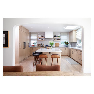 Santa Monica Interior - Kitchen - Los Angeles - by 4 Seasons Remodeling ...