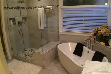 Example of a minimalist bathroom design in Charlotte