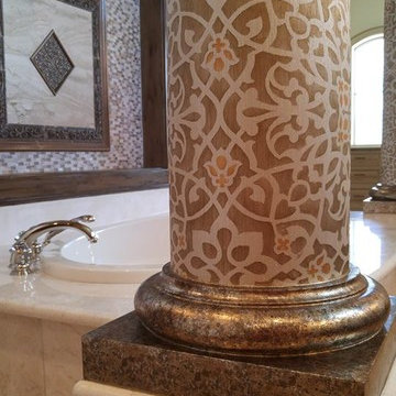 Master Bathroom - Columns