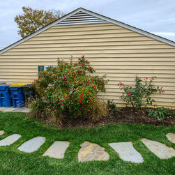 Irregular Flagstone Steppers - Landscaping Stones And Pavers