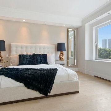 Fifth Avenue Apartment
