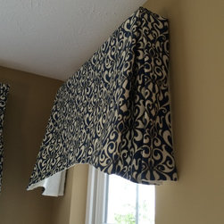 Model Homes - Valances