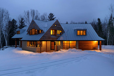 Craftsman exterior home idea in Burlington