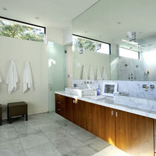 modern master bath