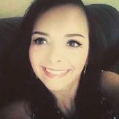 Aline Giampietros foto