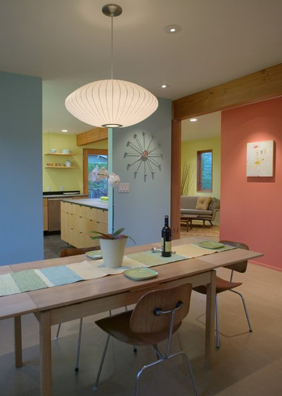 Modern Dining Room by Jim Burton Architects