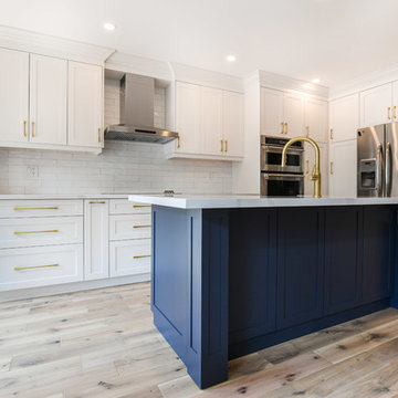Kitchen island with Plugs