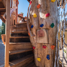 Tree house