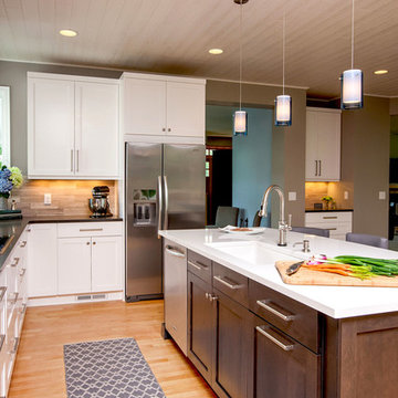 Contemporary Farmhouse Kitchen