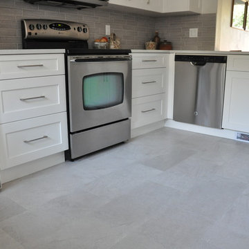 Small Transitional Kitchen