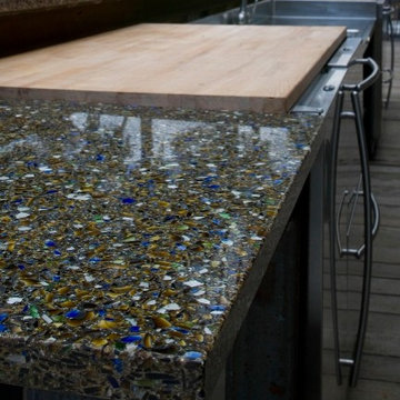 Outdoor Kitchen - Vetrazzo