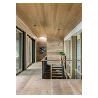 Skyview - Rustic - Balcony - Other - by ID3 Interior Design