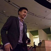 Kun Zou's photo