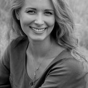 Nancy Emmerson's photo