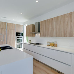 Gardner Str - Kitchen Cabinetry