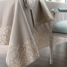 dining room linens
