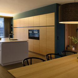 LEICHT CABINETS - Kitchen Cabinetry
