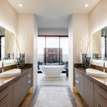 Sabinas Shanty Bathroom