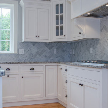#7413 Beaded Inset Kitchen: Painted Dove White