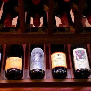 Accent lighting for display bottles