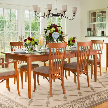 Classic Shaker Dining Table
