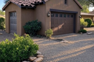 Inspiration for a garage remodel in Phoenix