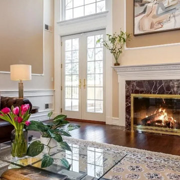 Modern House, Summit