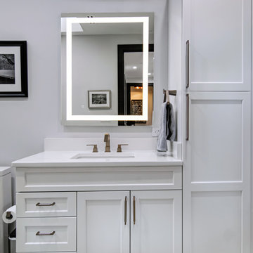 Palm Beach Guest Bathroom