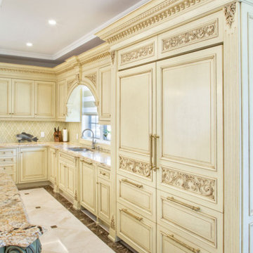 Traditional Kitchen in Whitestone, NY.