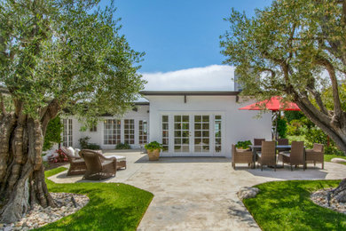 Inspiration for a transitional home design remodel in Orange County