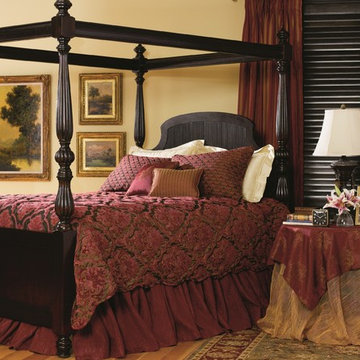 Beautiful burgundy bedding for elegant style