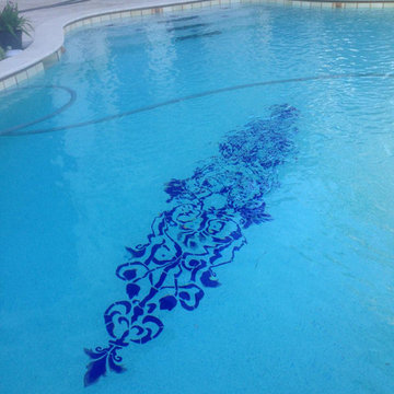 Swimming Pool Medallion in Glass