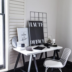 By Coco (blanc) and Haute Office (noir) - Prints And Posters
