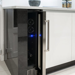 Solicitors mashable Mix-up Grey and White Handless - Beer and Wine Fridges