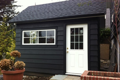 Inspiration for a timeless detached garden shed remodel in Vancouver