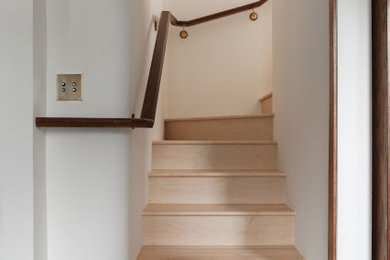 Arts and crafts staircase photo in Calgary