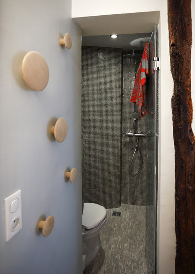 Современный Ванная комната by Julie Nabucet Architectures