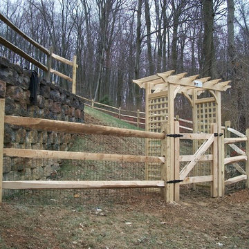 Arbors, Gates & Pergolas