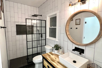 Minimalist bathroom photo in Atlanta