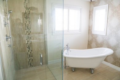 Example of a bathroom design in Toronto