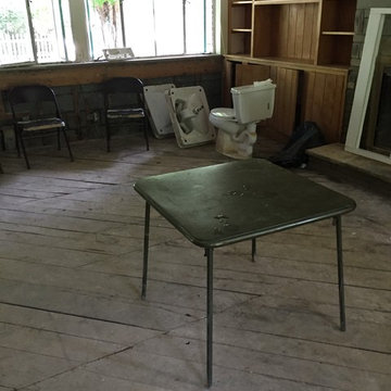 COMEBACK HOUSE / COOPORRIS18 HELPS FLOOD VICTUM RETURN TO A HOME SHE LOVES
