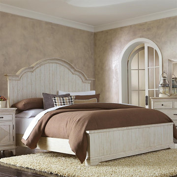 Riverside Aberdeen California King Bed with Reeded Headboard and Footboard