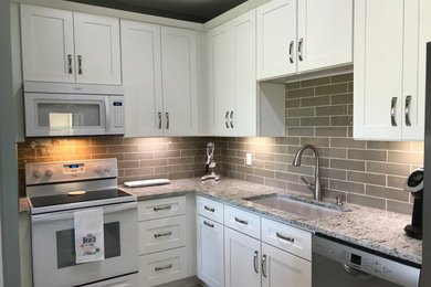 Transitional home design photo in Orange County