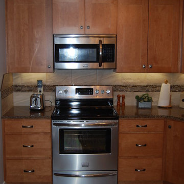 Traditional Maple Cabinets