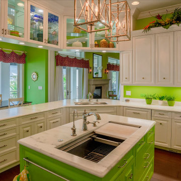 Vibrant Traditional Kitchen With a Fresh Modern Twist