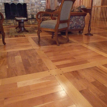 Walnut & Cherry, White Oak Border